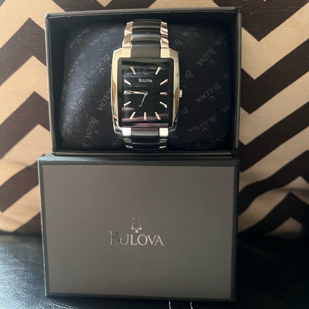 Bulova Men’s Watch Black Dial Stainless Steel Bracelet NWT NIB 98A117 - Picture 7 of 7